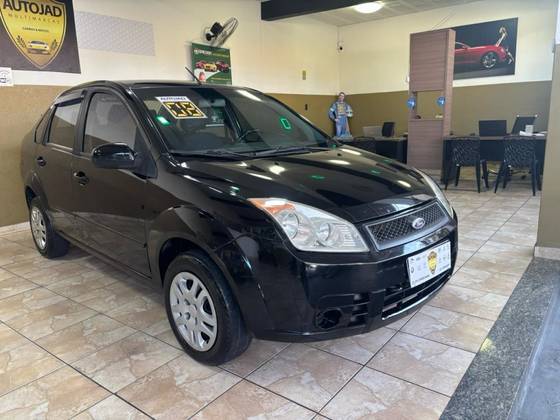 FORD FIESTA 1.0 MPI SEDAN 8V FLEX 4P MANUAL FORD FIESTA 1.0 MPI SEDAN 8V FLEX 4P MANUAL